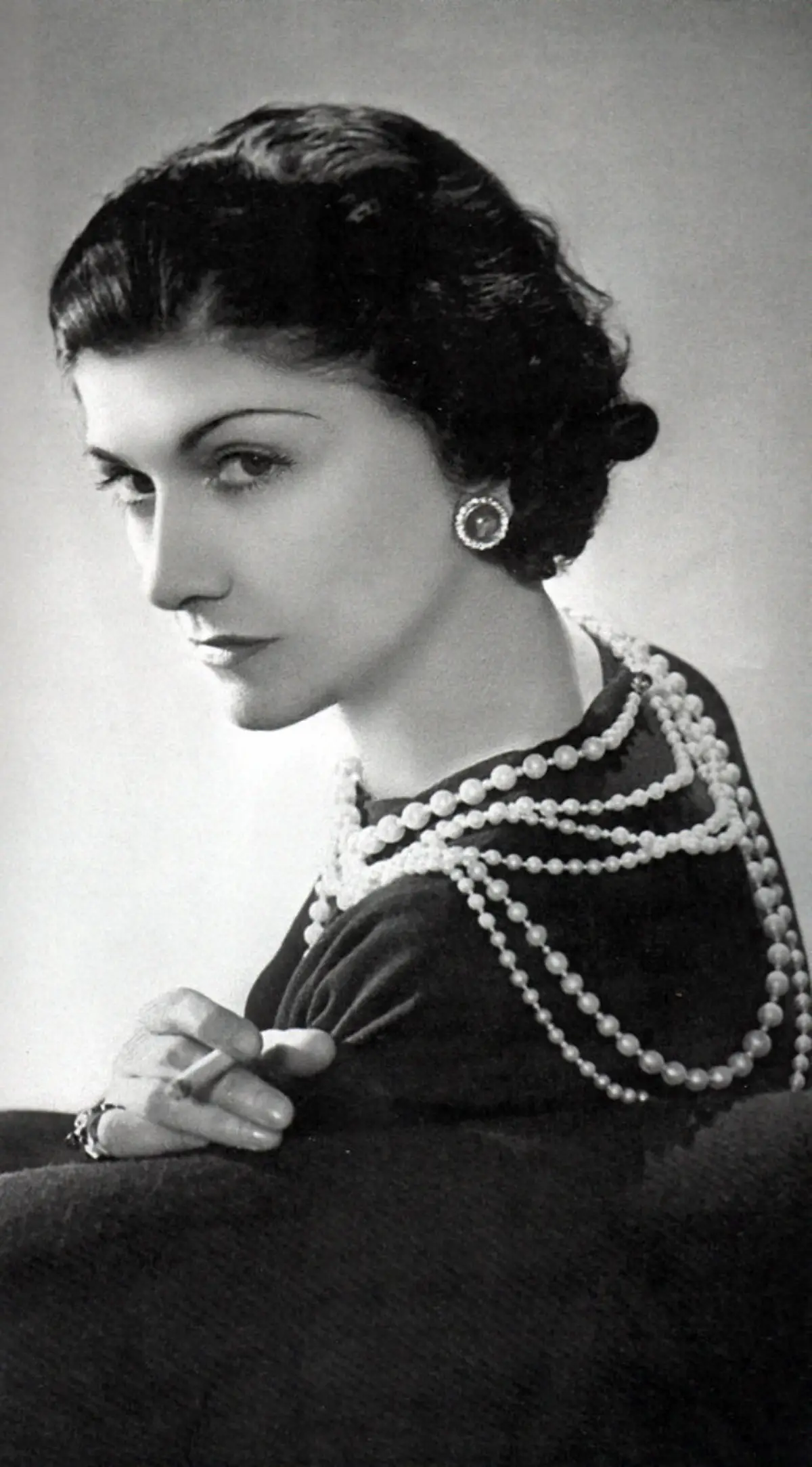 25 Famous Coco Chanel Quotes On Fashion and Life