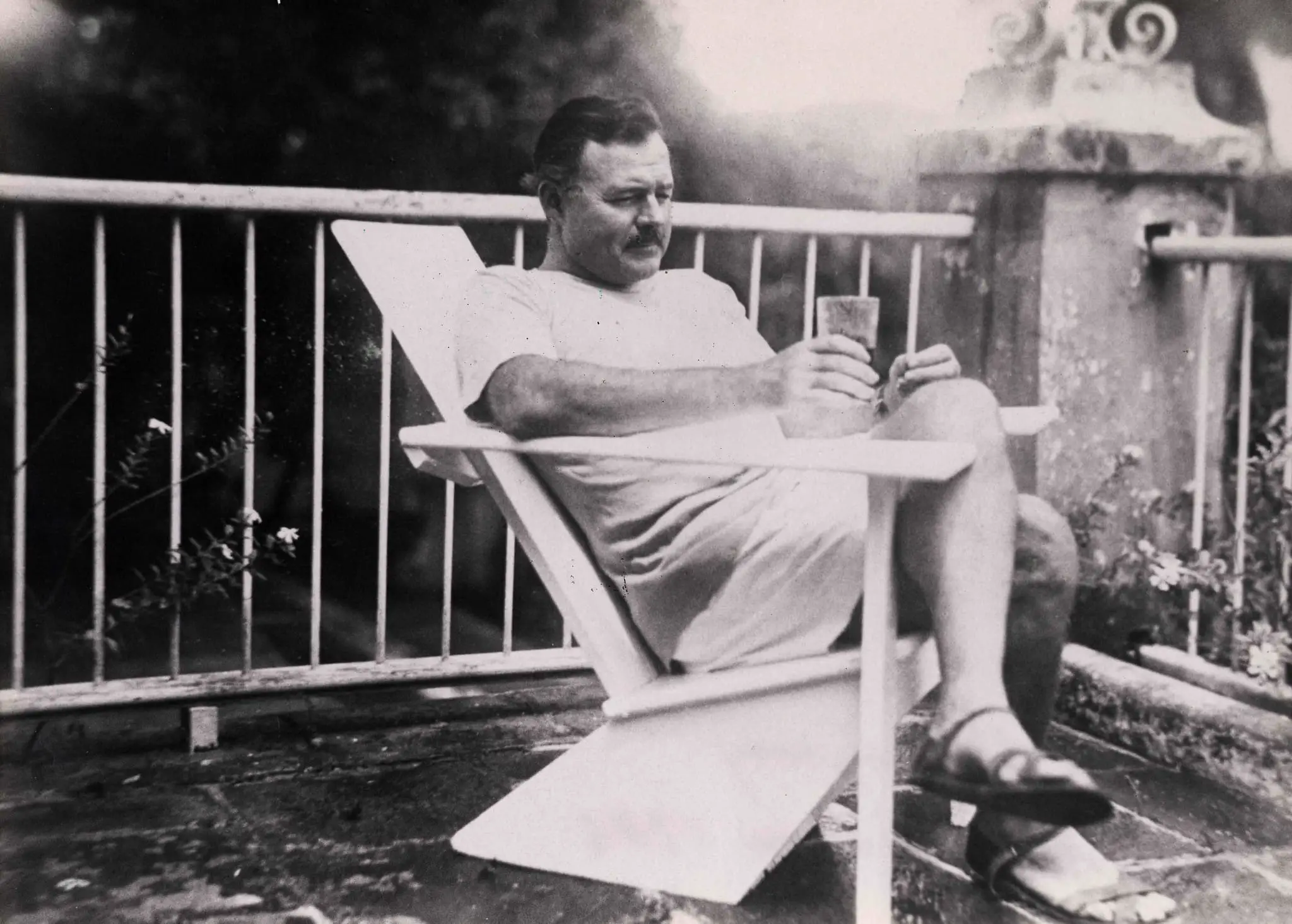 40 Best Ernest Hemingway Quotes To Help You Live A Happier Life