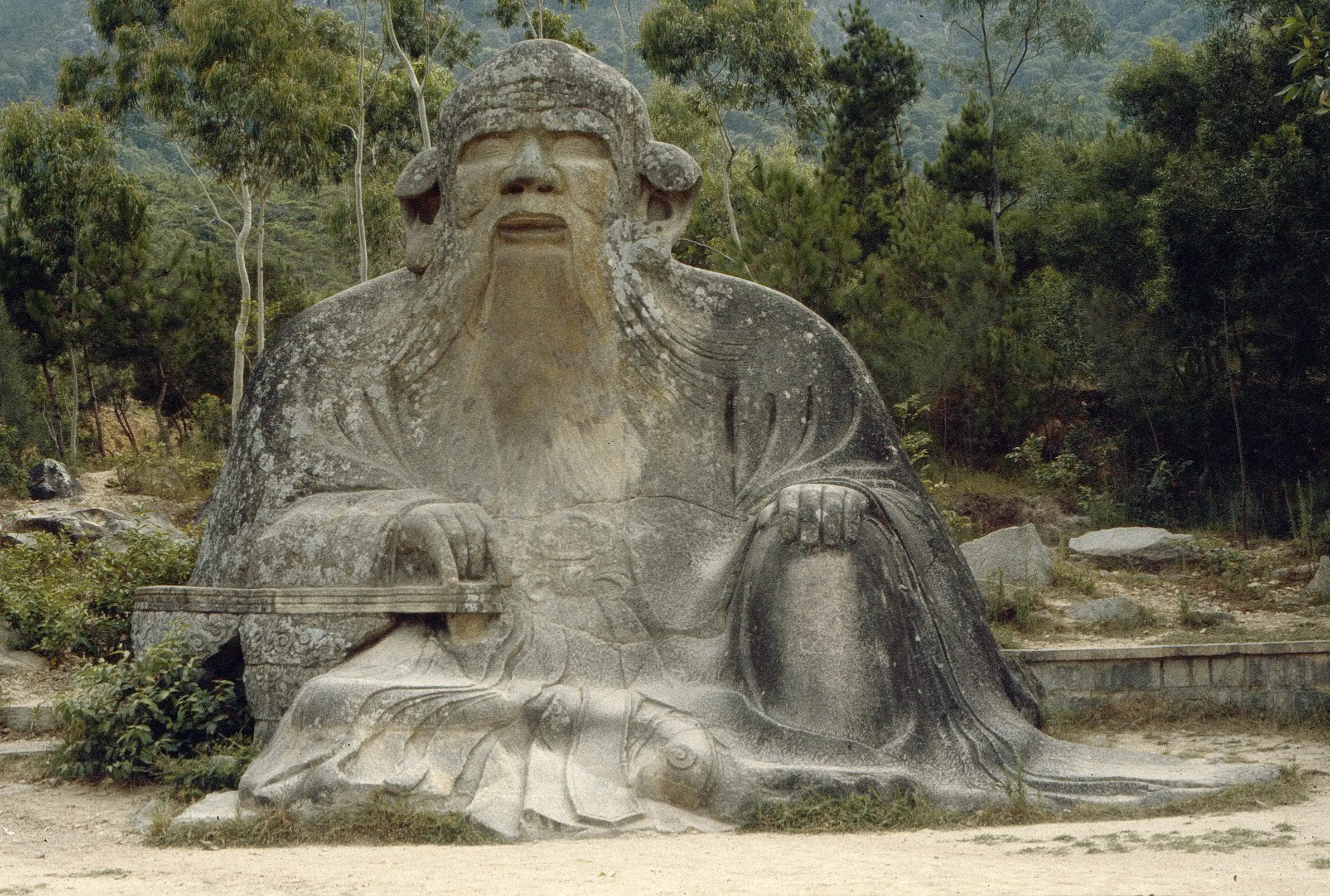 45 Gratitude Lao Tzu Quotes On Love, Leadership And Knowing Yourself