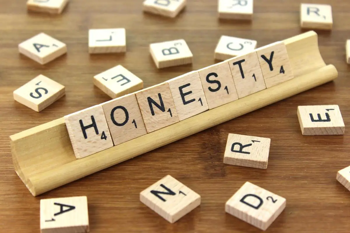 40 Self Honesty Quotes For Kids, Relationships & More