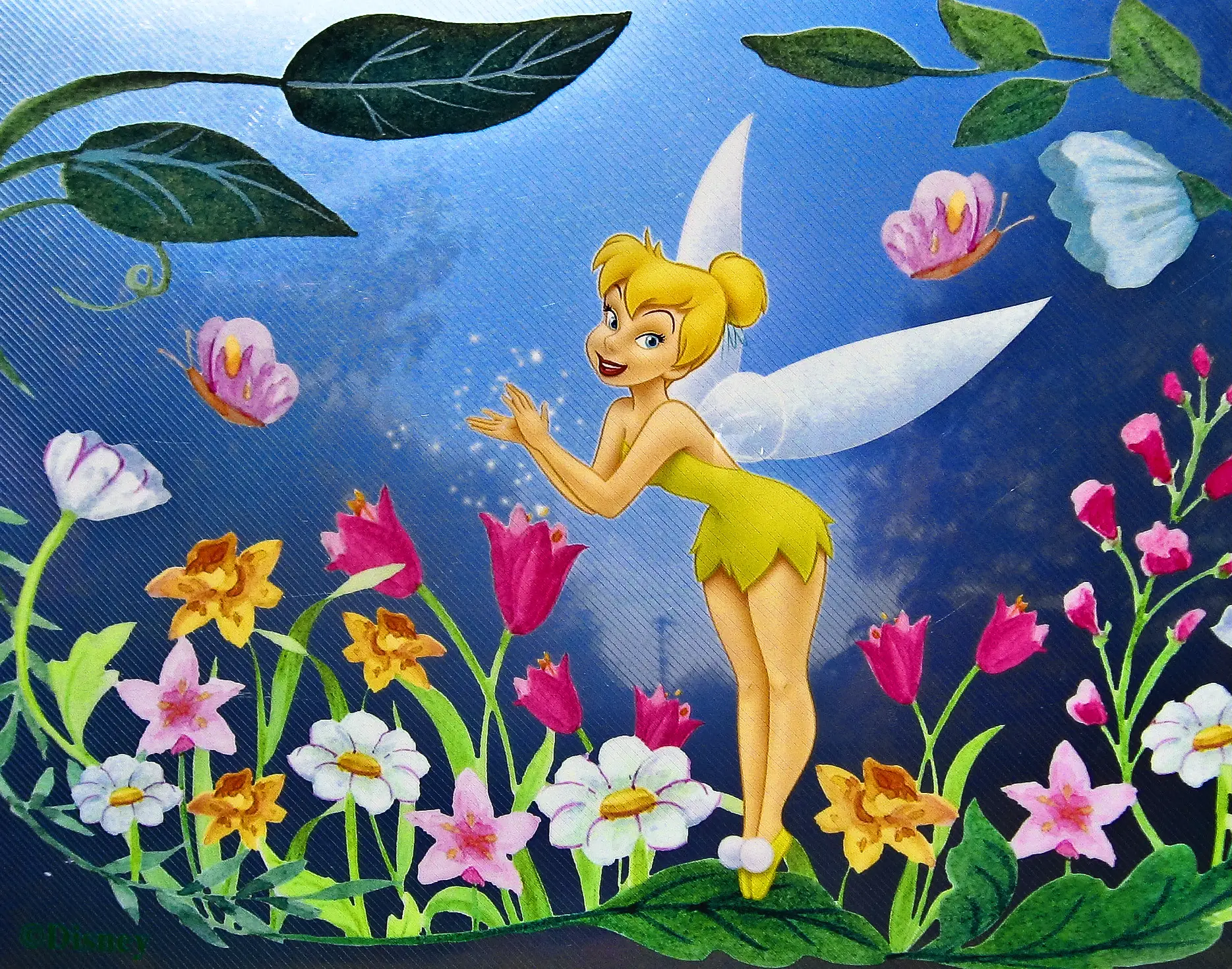 50 Short love and Inspirational Tinkerbell Quotes