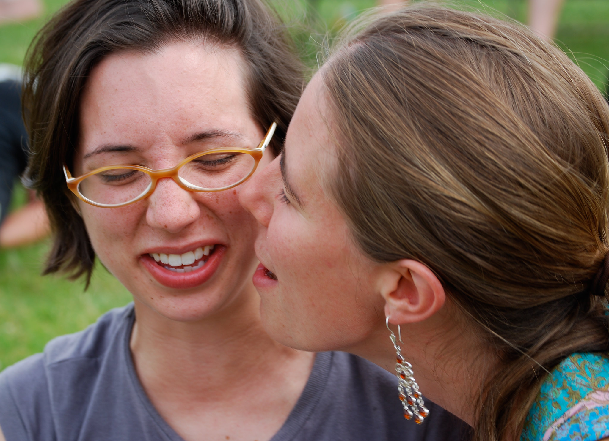 38 Best Cute Lesbian Quotes on Love And Relationships