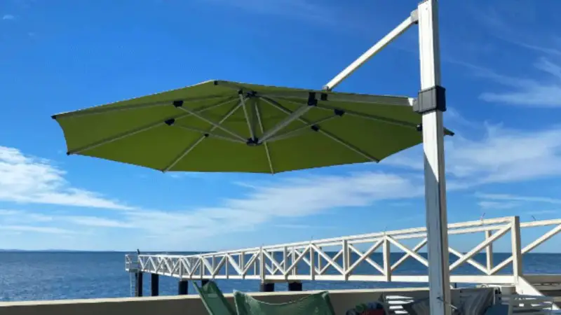 Guide On What You Can Do With a Patio Umbrella In The Winter